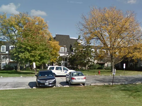 5200 Carriage Way Dr #1, Rolling Meadows, IL 60008