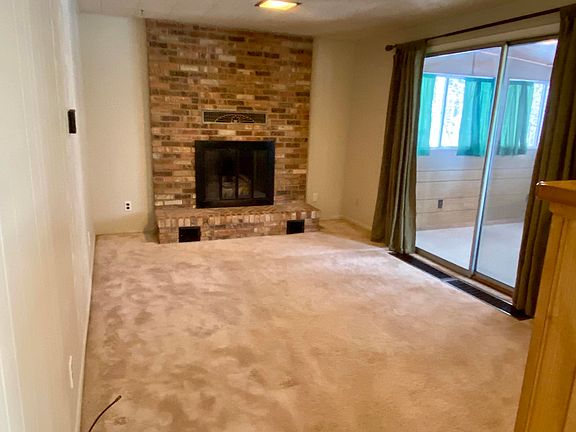 4th image of 105 Southwood Dr