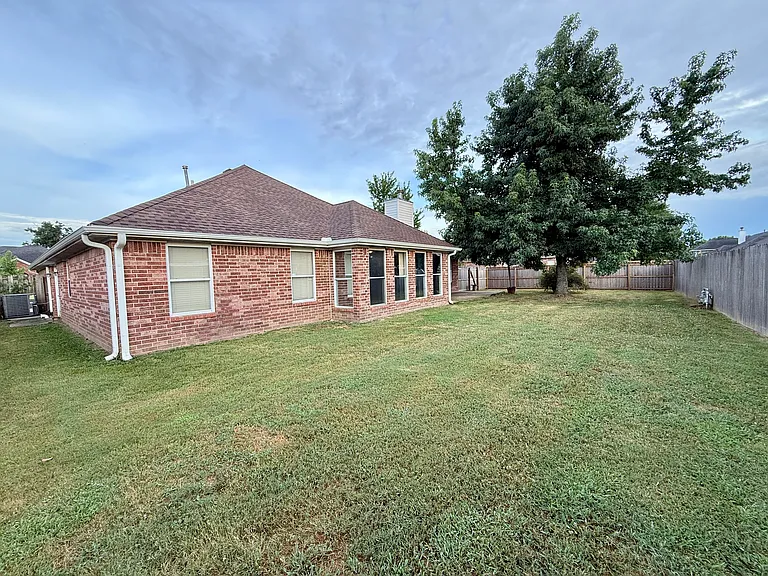 510 College Pl — Photo 41