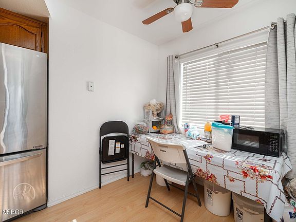 4th image of 497 E Newlove Dr APT G