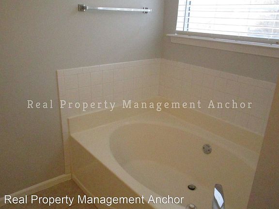 5th image of 1115 Rexford Ct