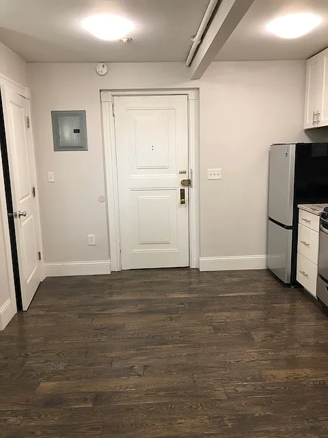1 bed, 550 sqft, $2,900 — Photo 3
