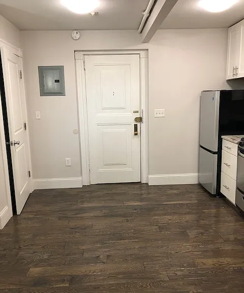 446 Park Dr #10 — Photo 3