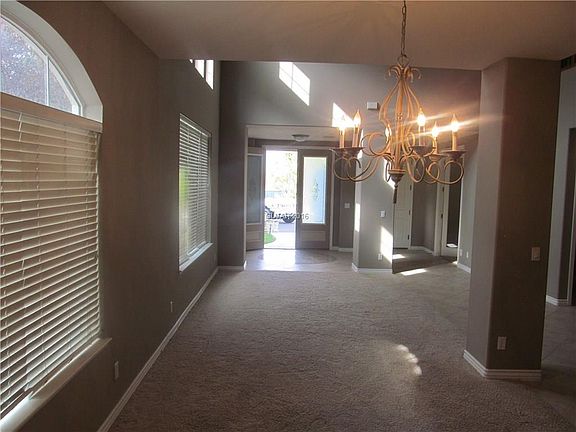 5th image of 81 Dollar Pointe Ave #0