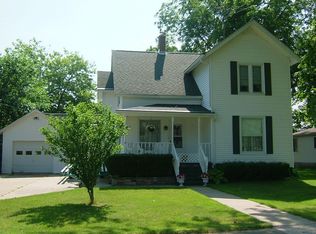 441 Maple St, Colon, MI 49040