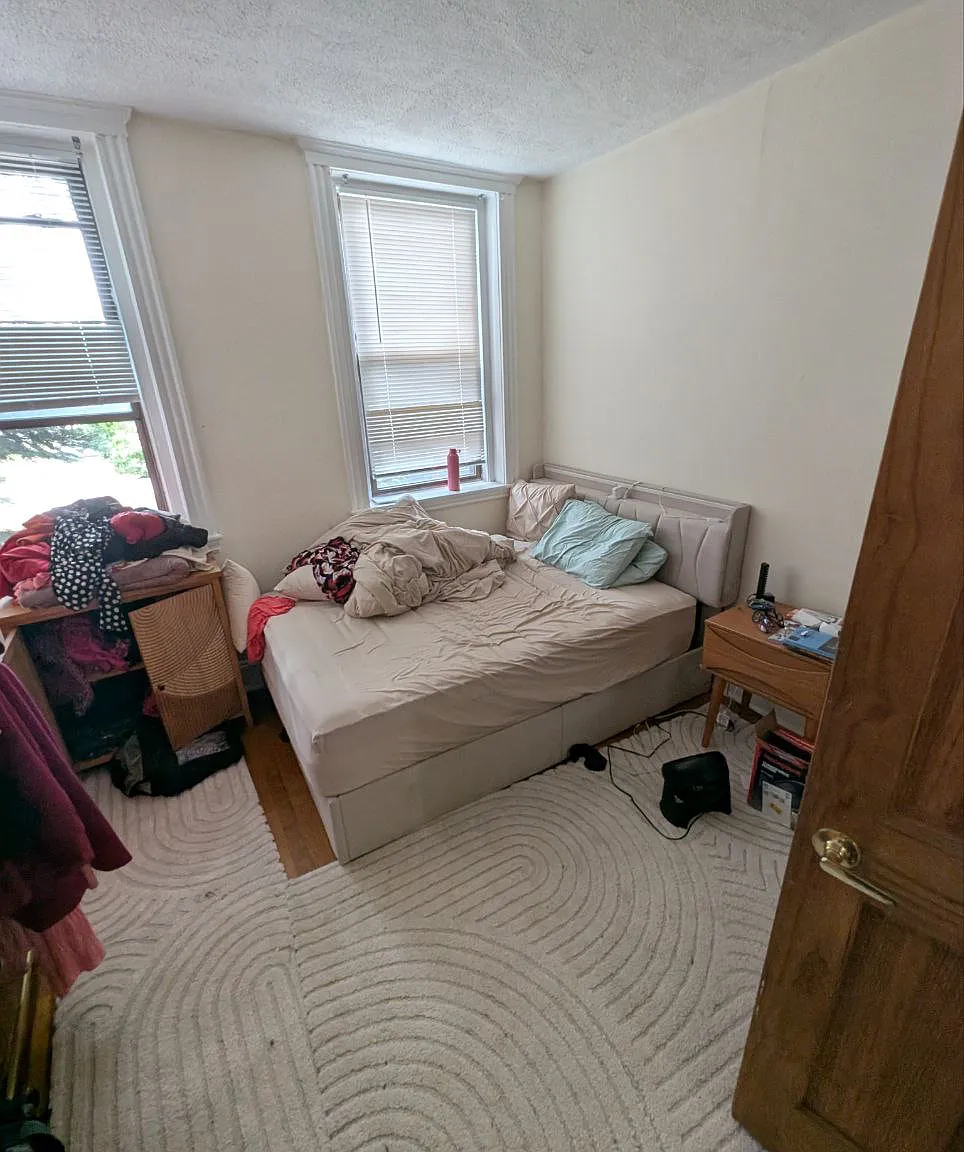 1 bed, 999 sqft, $2,500 — Photo 4