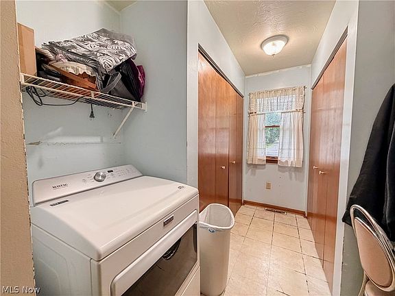 4th image of 34502 Beach Park Ave