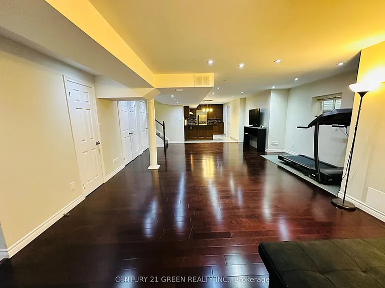9 Megarry Ct #BASEMENT — Photo 10