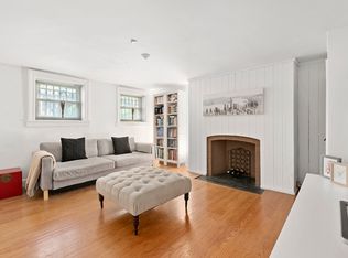 120 Washington Pl #1, New York, NY 10014