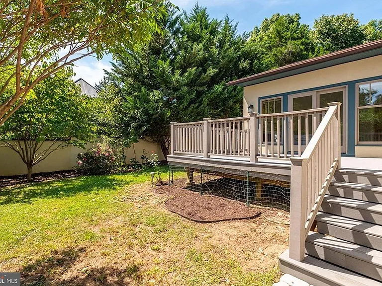4304 Chestnut St — Photo 27