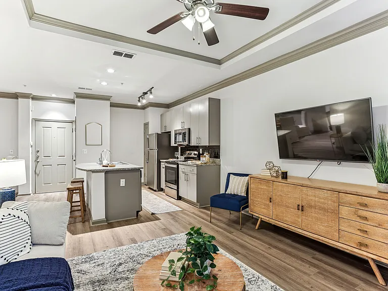 Avana Uptown — Photo 11