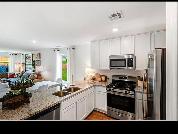 3rd image of 2309 Wolford Ct