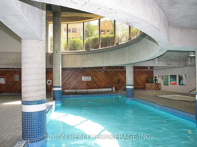 60 Homewood Ave #208 — Photo 46