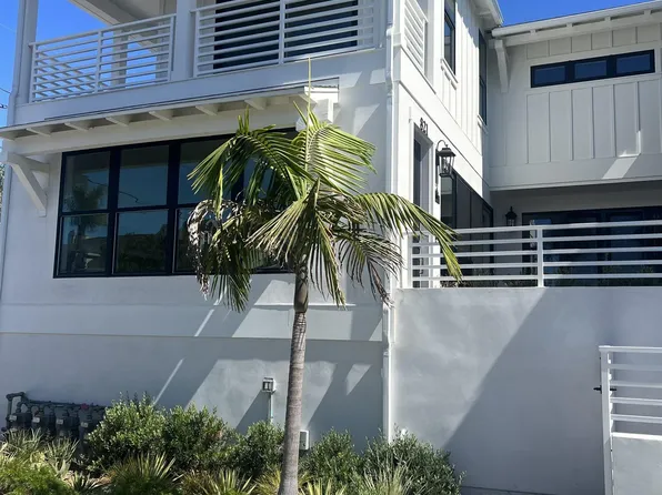 821 9th St, Coronado, CA 92118