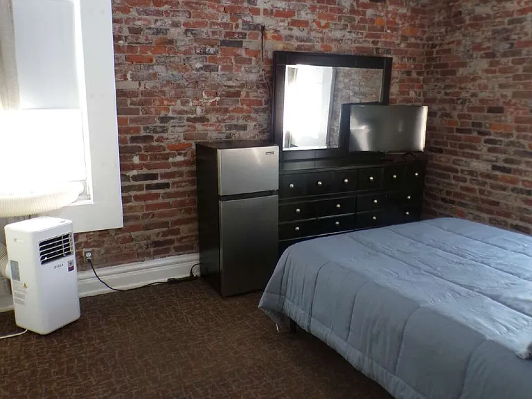308 E Jacob St #10 — Photo 12