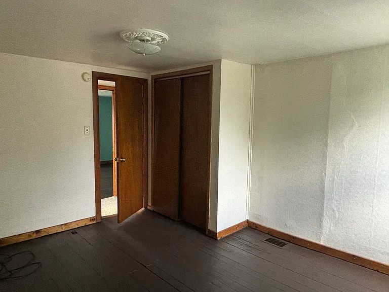 82 Connellsville St #1 — Photo 5