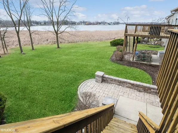 1036 Inverness Dr, Antioch, IL 60002