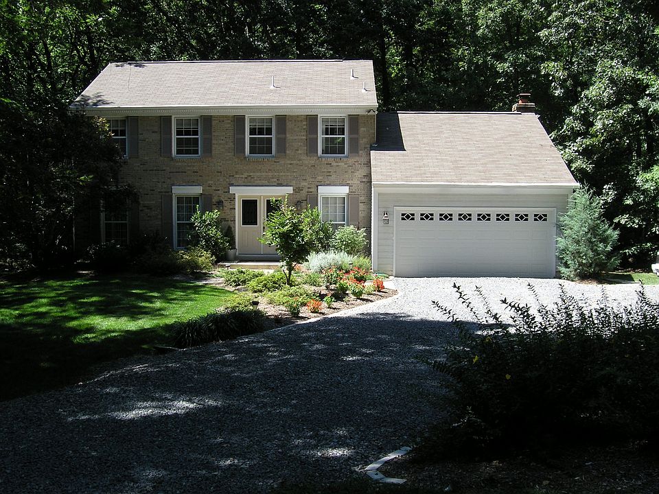 1st image of 11972 Falling Creek Dr