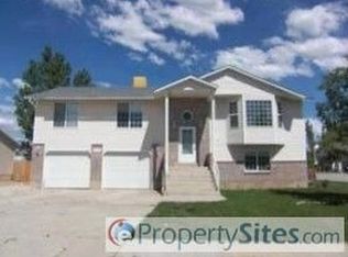 4694 S 3950 W, Roy, UT 84067