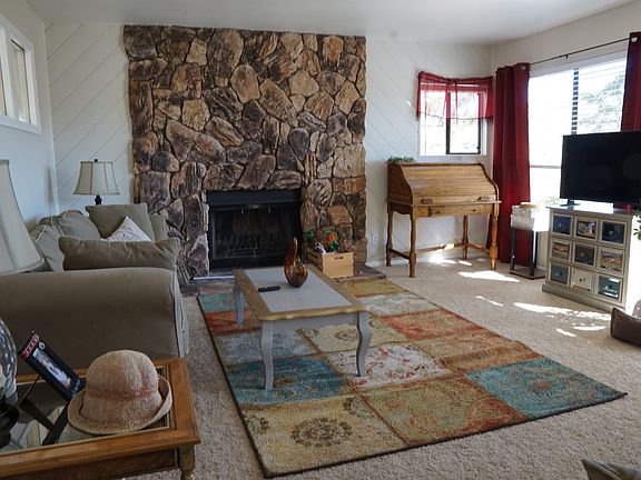 3rd image of 32575 Scandia Dr