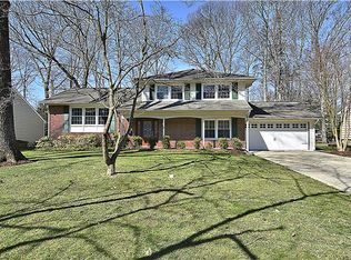 1511 Crofton Pkwy, Crofton, MD 21114