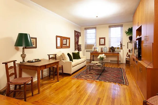 Sold by Ogtagon Corp | media 7