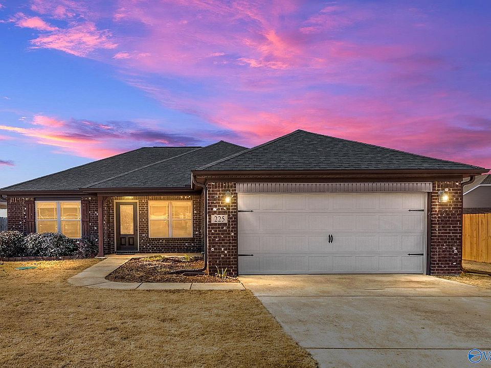 1st image of 225 Maggie Mance Ln