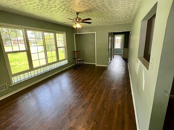 2nd image of 2447 Depauw Rd