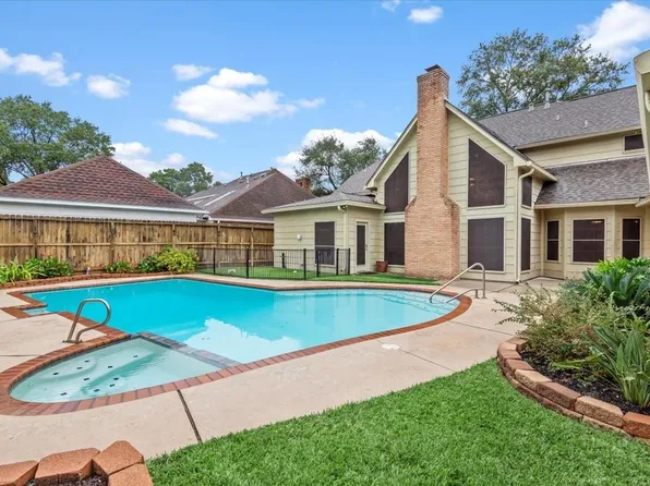 15111 T C Jester Blvd, Houston, TX 77068