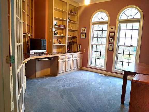Office with built-ins