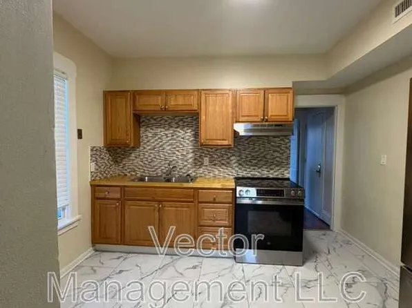 1400 Ella T Grasso Blvd #D, New Haven, CT 06511