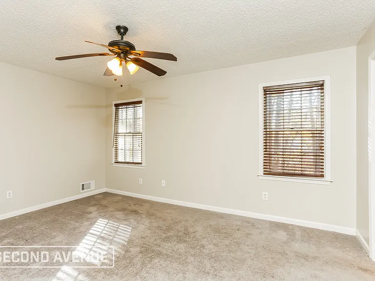 654 Ladora Dr — Photo 14