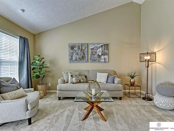 5th image of 7922 S 156th Ave