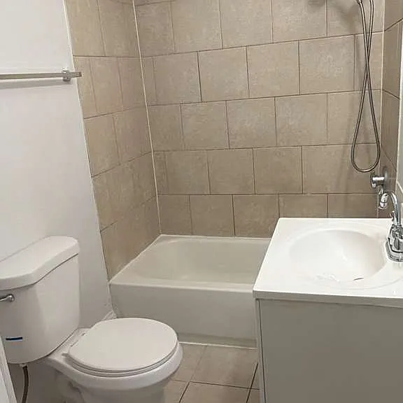 19 Monticello St #1 — Photo 10