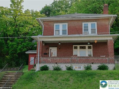 5242 3rd St, Whitehall, PA, 18052