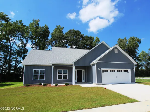 419 Pepperbush Court, Ayden, NC 28513