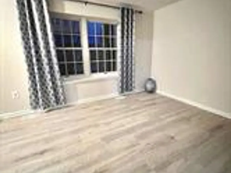 6627 Haydown Ct — Photo 8
