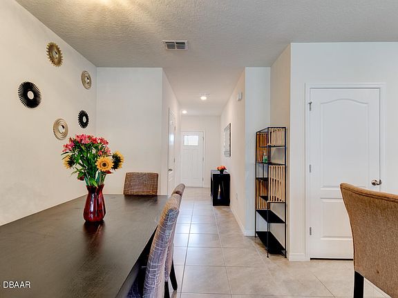 3rd image of 62 Bella Oaks Dr