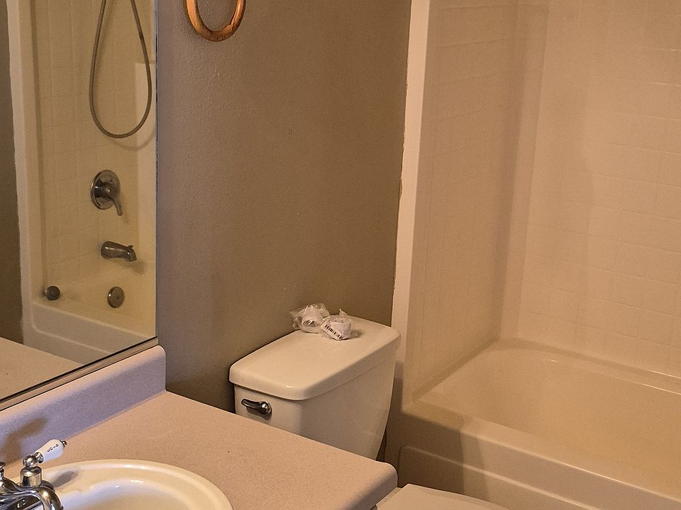 1st image of 304 Sweetwater Cir Unit D