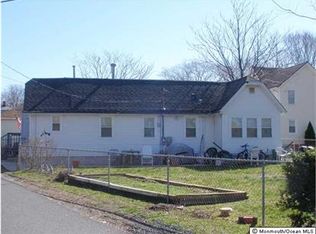 98 Washington Ave, Keansburg, NJ 07734