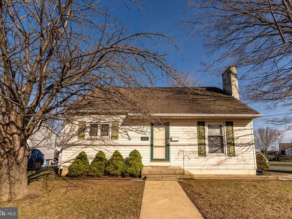 2715 Dutton Mill Rd, Aston, PA 19014