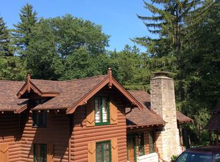 388 S Lwr Gardens Rd, Fontana, WI 53125