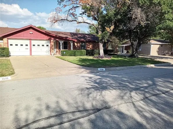 2108 Cliff Park, Fort Worth, TX 76134