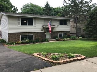 1673 Upper Afton Rd, Saint Paul, MN 55106