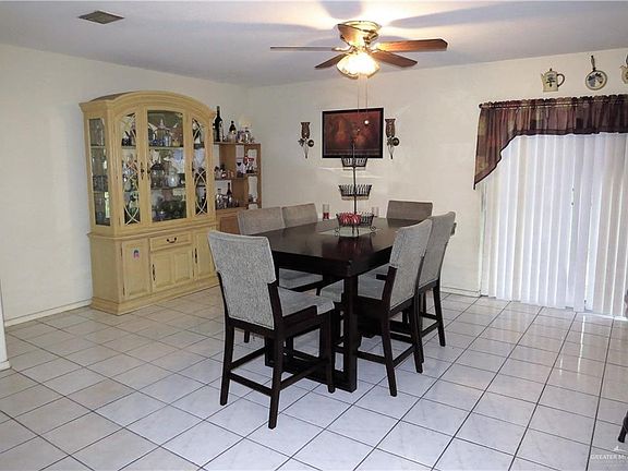 4th image of 1011 S 16th Ave
