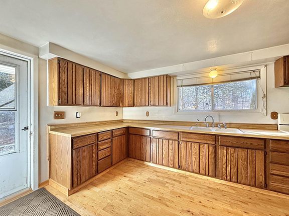 4th image of 5638 South Duggan Road