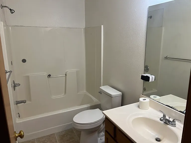249 E Terrace Ct — Photo 7