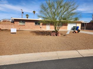 6925 E Calle Ileo, Tucson, AZ 85710