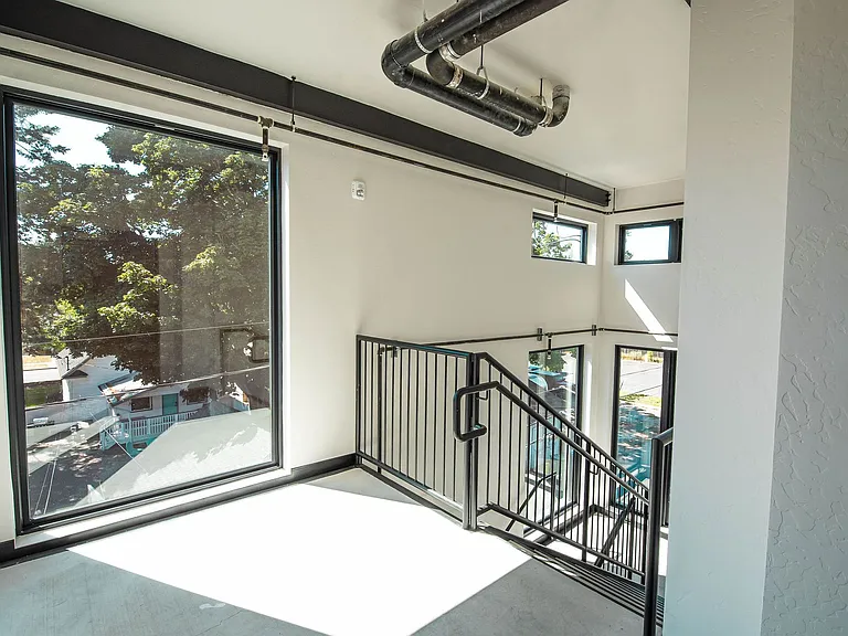 821 N 4th St #307 — Photo 9