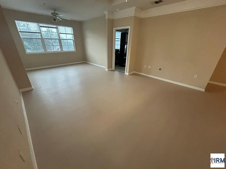 6627 Queens Borough Ave #303 — Photo 3